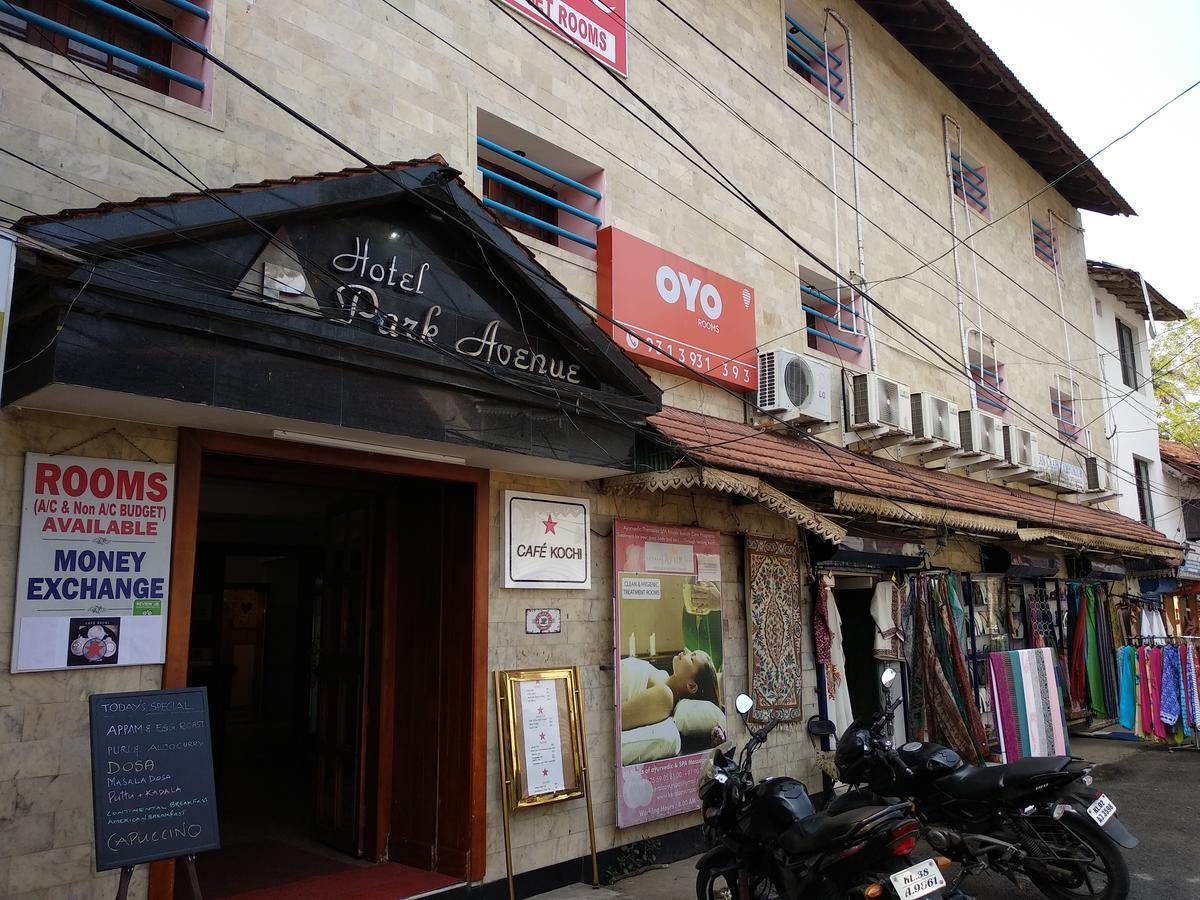 ホテル パーク アベニュー Kochi エクステリア 写真